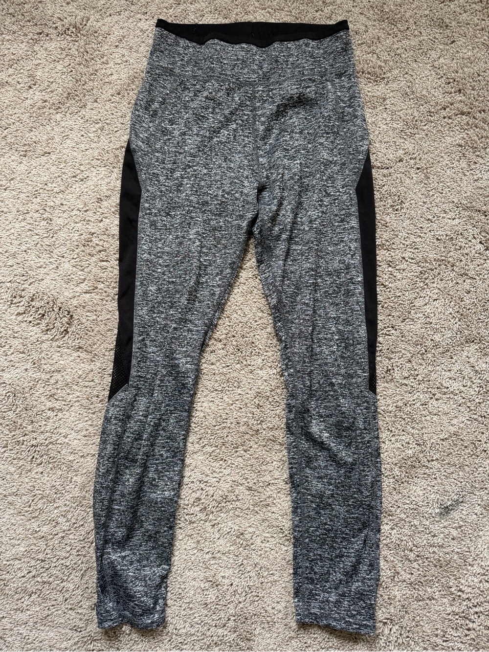 POP Fit Women’s Heather Gray Leggings with Black Mesh Sides, Size S